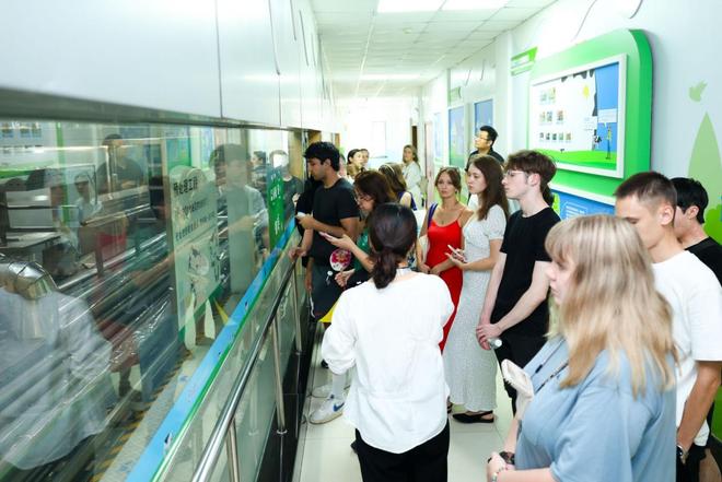 当美食邂逅智能科技 辽宁大学暑期营解锁文化传承新体验(图3)