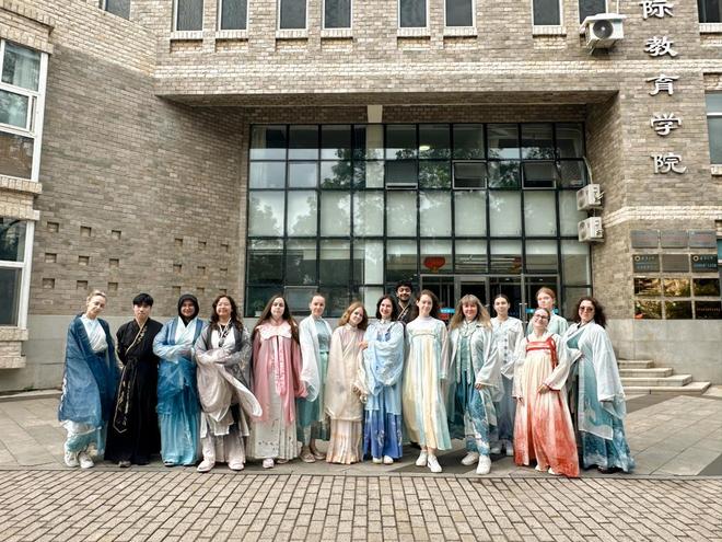 当美食邂逅智能科技 辽宁大学暑期营解锁文化传承新体验(图4)