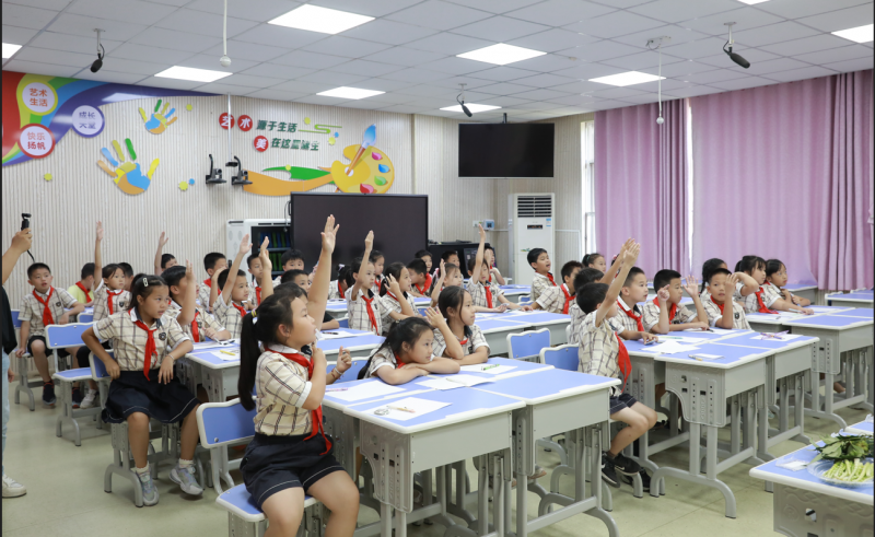 2025年全国科普月∣广西林科院打开森林食品科学探索之旅(图3)