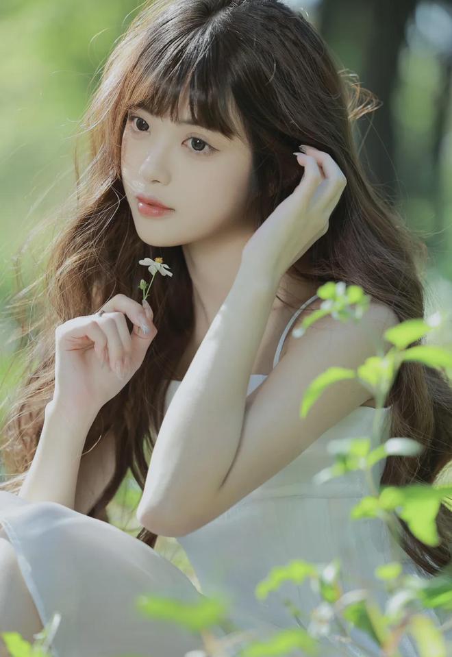 电击玩花蒂跪趴把腿分到最大食品