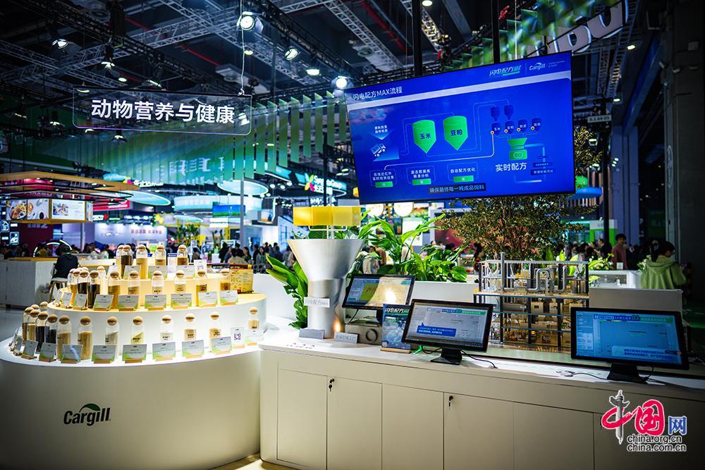 科技推动农业绿色新格局 进博为桥期待改变中国的菜篮子