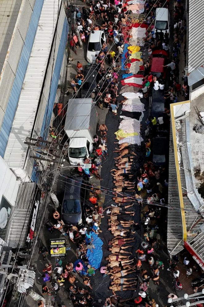 巴西最致命反毒行动：2500名警察围剿121人死亡毒贩无人机扔炸弹头号头目逃脱